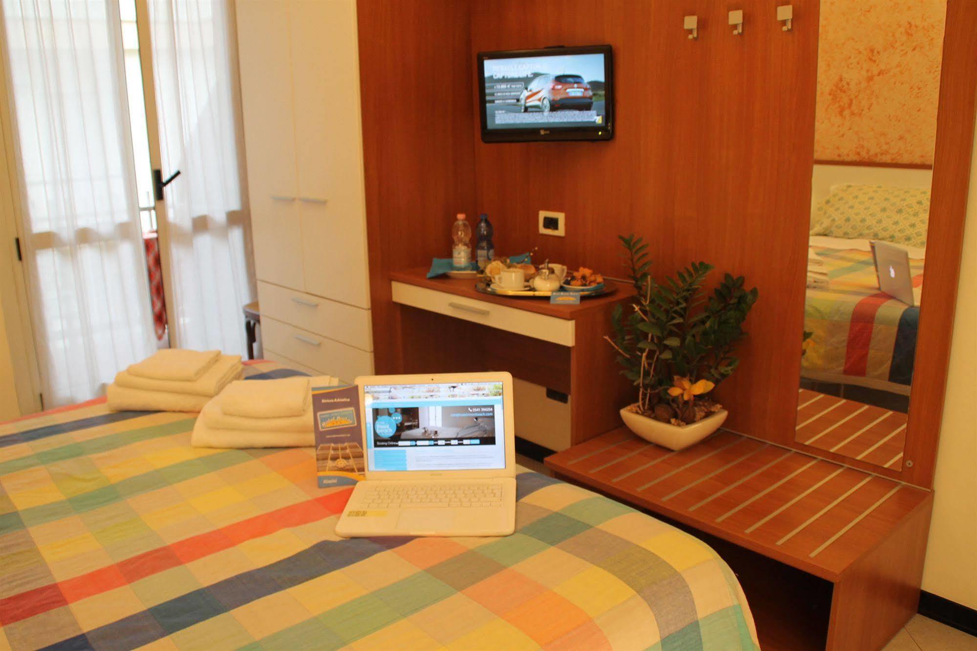 Hotel Brotas Rimini Exterior photo
